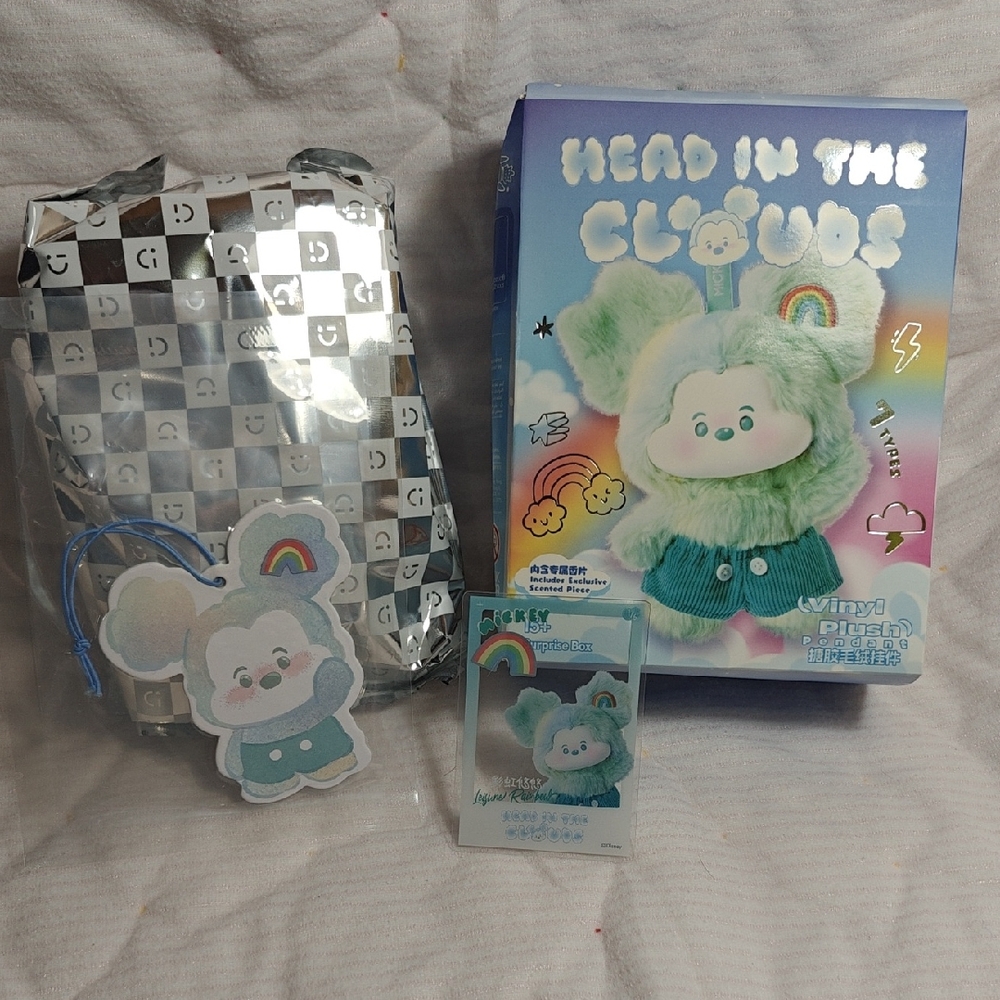 Miniso Disney Head In The Clouds Mickey Leisure Rainbow